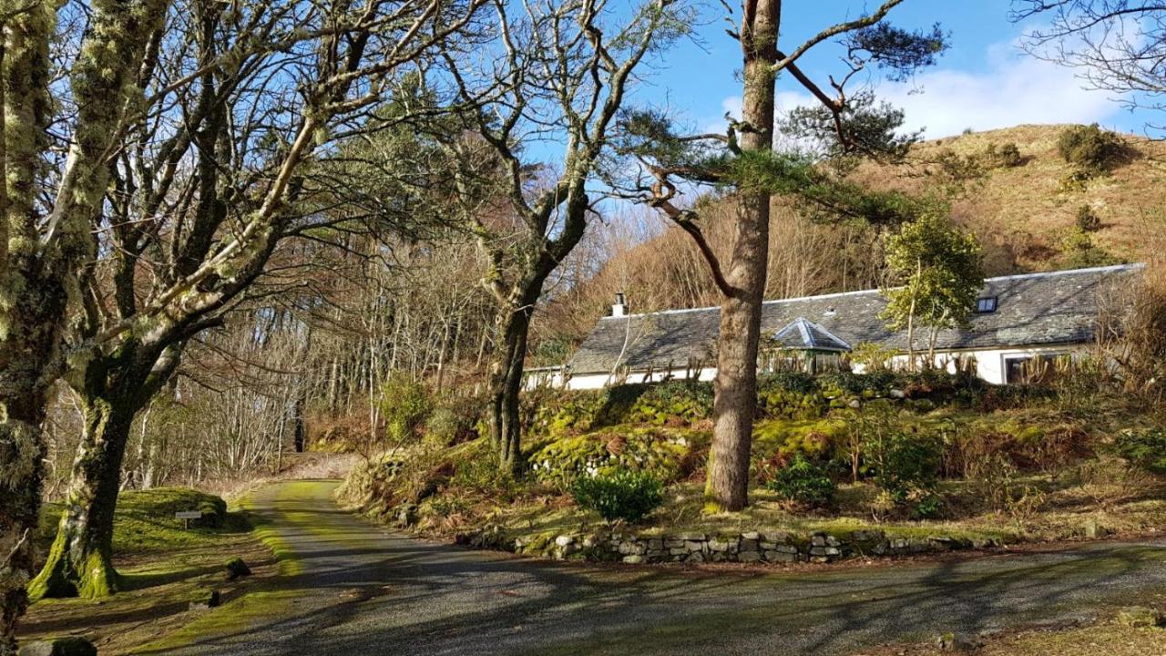 The Old Cottage Arduaine Exterior photo