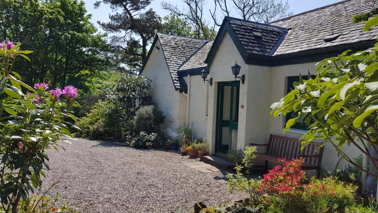The Old Cottage Arduaine Exterior photo